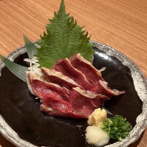 馬刺しカルビ