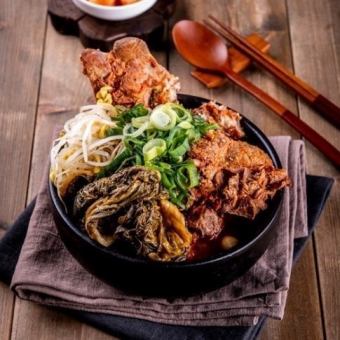 Gamjatang (with rice and kimchi)