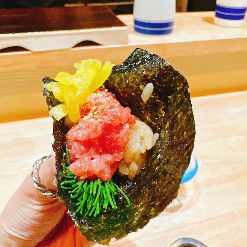 寿司・海鮮料理のコースをご用意。飲み放題付￥10,000ポッキリ！