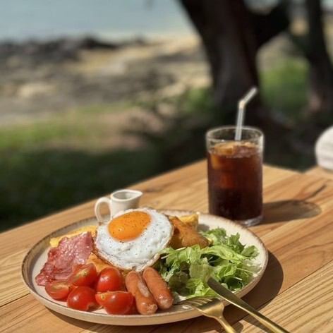 絶景と共に味わう!リゾート感あふれる料理の数々◎