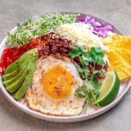 沖縄のご当地グルメの定番◎独特の製法で仕上げた『Taco Rice Plate』