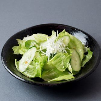 White Munchu Salad