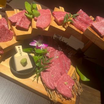 【誕生日や記念日に】1日3組限定！圧巻13段！肉の階段盛り＆デザプレ付き コース12000円(税込)