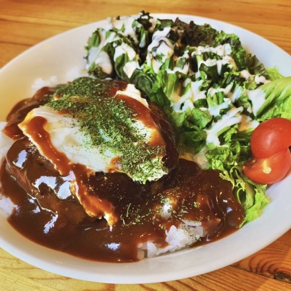 [Popular] Umibozu special "Loco Moco" ☆ Loco Moco, one of the Hawaiian dishes, is offered in a special version of Umibozu ♪