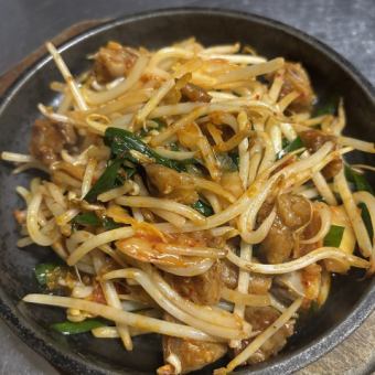 【鉄板エース】豚キムチ鉄板