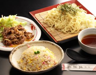 スタミナニラつけ麺セット