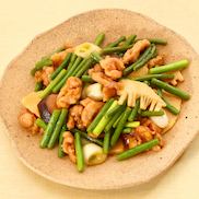 鶏肉ニンニク芽炒め