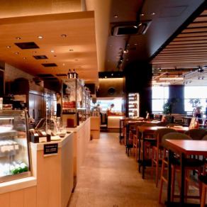 我们也接受整店预订。请随时与我们联系。它最多可容纳 84 人。