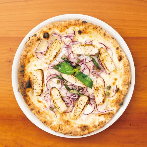 【NEW PIZZA】カジキと燻製モッツァレラのビアンコ