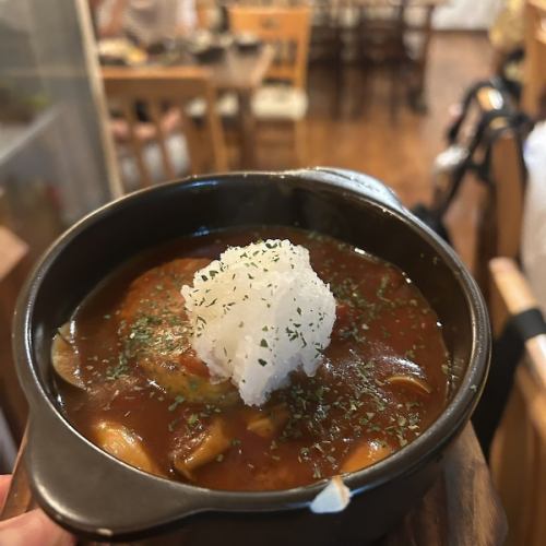 お袋の煮込みハンバーグ