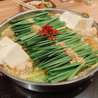 【イチオシ鍋コース】当店イチオシ牛タンカルパッチョ＆明太もつ鍋付全8品＋120分[飲放]→6000円