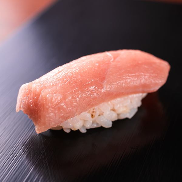 身体に優しい。健康に配慮した「麦入りシャリ」