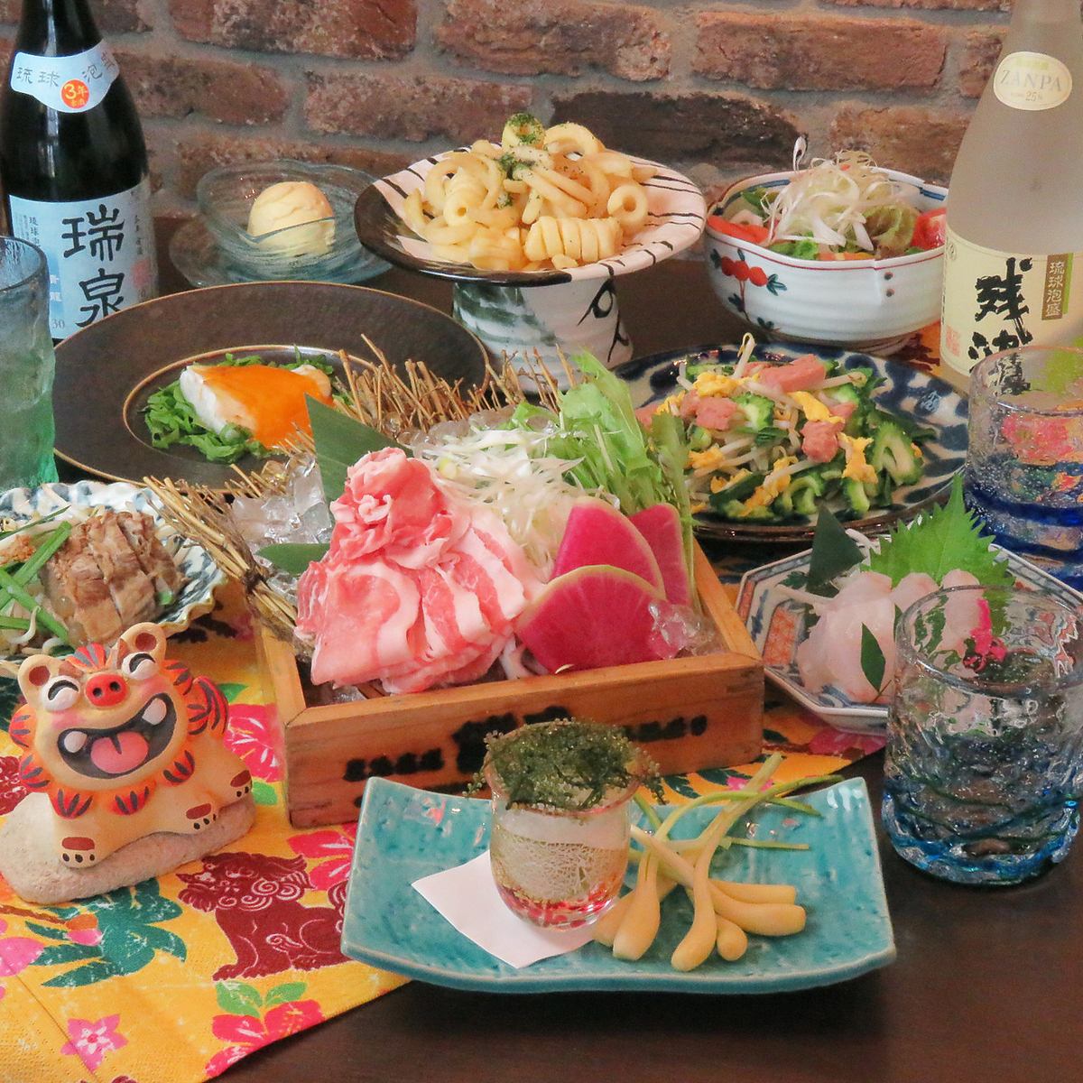 生ビールや泡盛サワーなど、仕事帰りの一杯におすすめなお酒あり