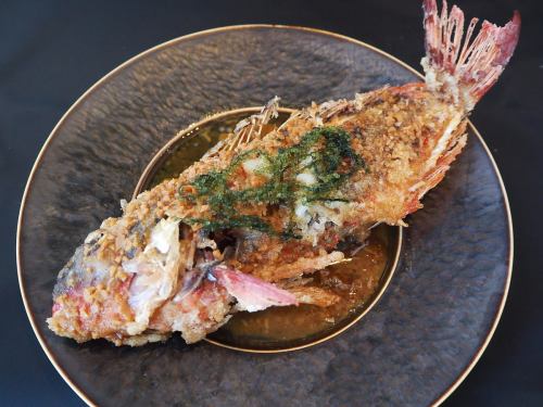 我們的特色菜：奶油烤鮮魚