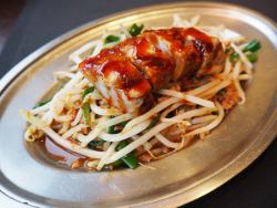 Pork ribs and Taiwanese bean sprouts