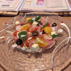 [カルパッチョ]スモークサーモンのカルパッチョ/生ハムのカルパッチョ　