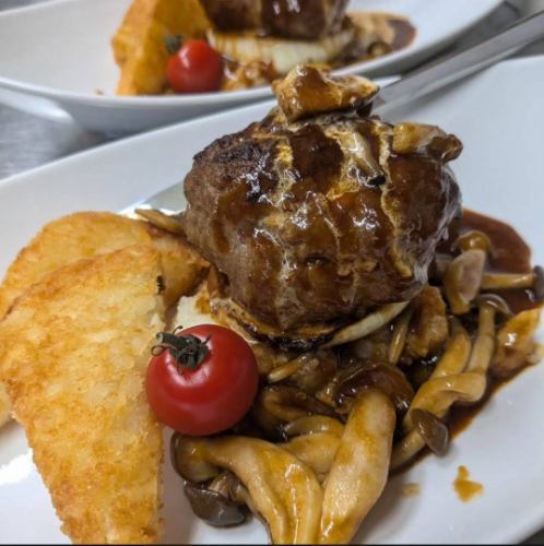 赤牛のハンバーグ