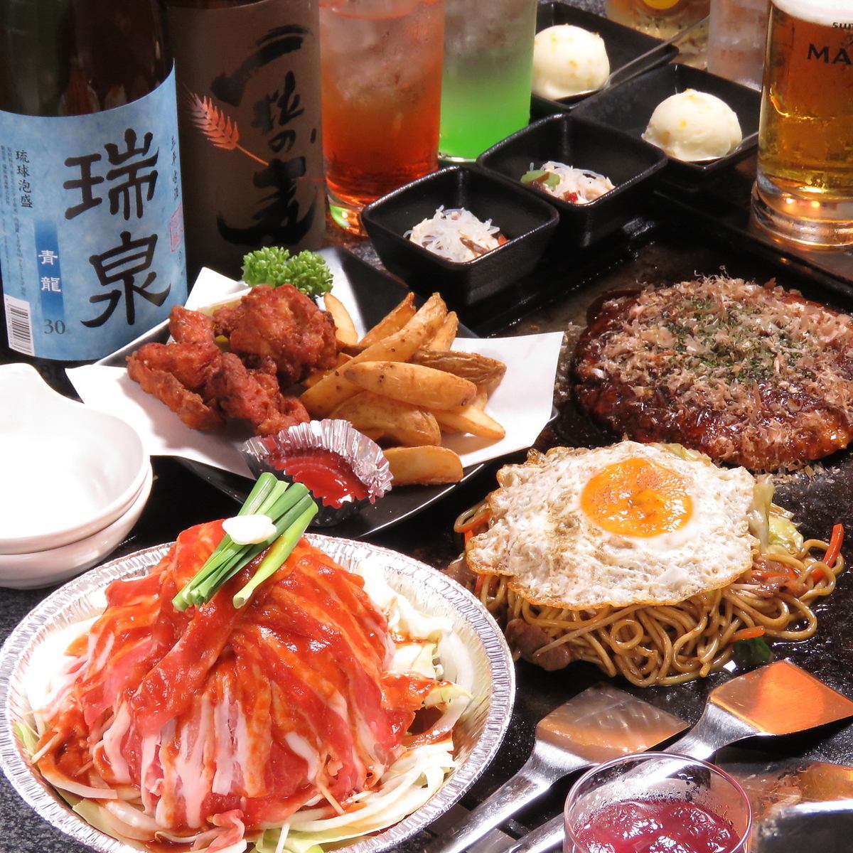 創業60年の老舗お好み焼きで昼飲み♪毎日11時半OPEN