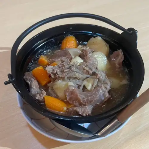 Beef tendon meat and potato stew