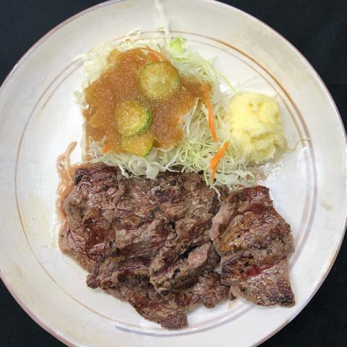 ★牛うす切り 150g