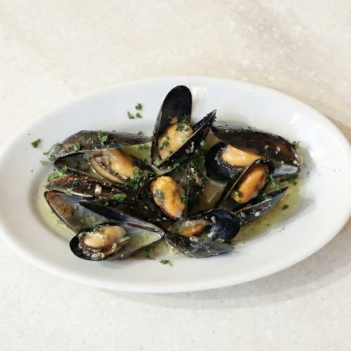 ムール貝の白ワイン蒸し