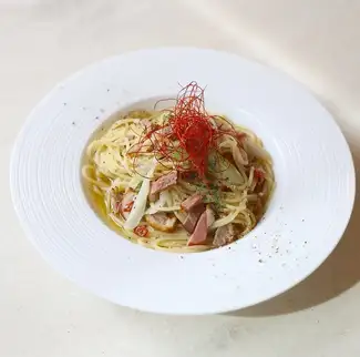 鶏肉と長ネギの和風ペペロンチーノ