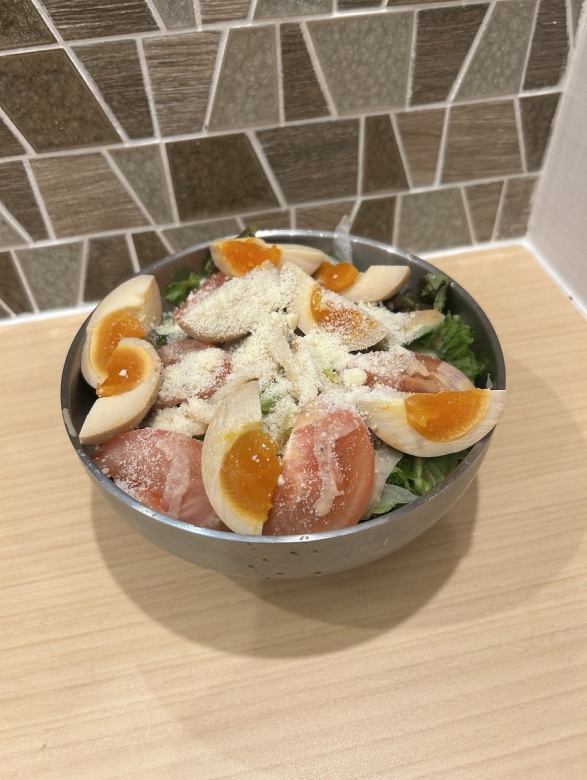 半熟煮玉子シーザーサラダ