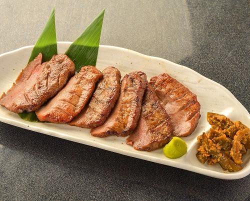 Manager's Recommendation: Thick-Cut Premium Sendai Beef Tongue / Grilled Stingray Fin