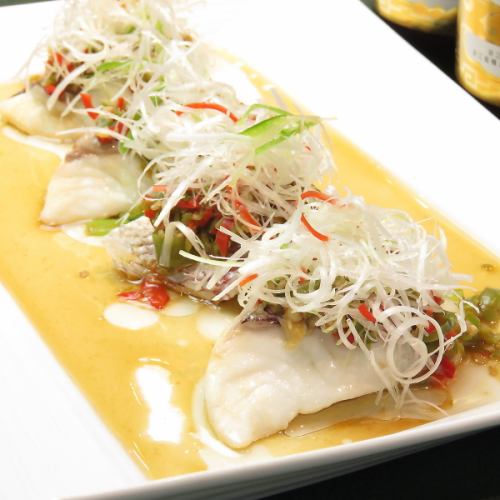 鮮魚の蒸し物～黒豆みそソースor中国醤油or塩漬唐辛子～