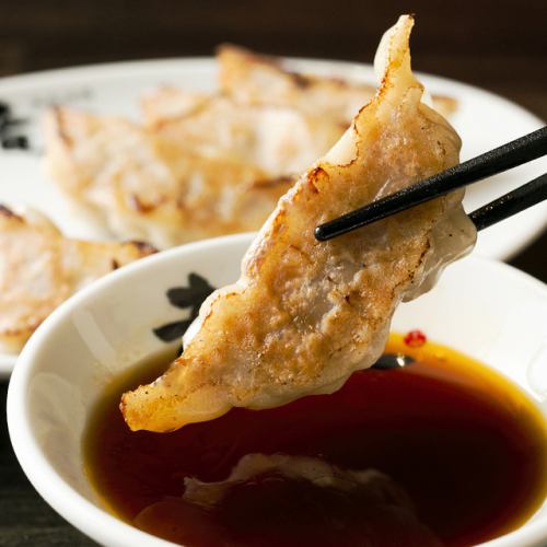"Dragon dumplings" of missing food