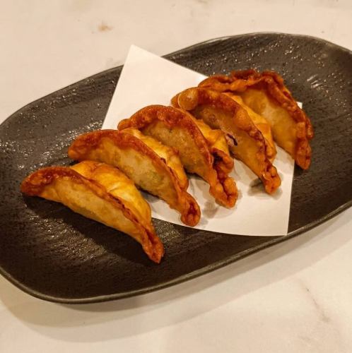 揚げ餃子