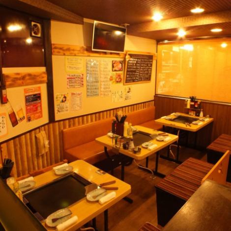 【Slowly relaxing cushioning room available】 You can use it for 6 to 12 people.Popular! Lively digging Tatsushiki! To children and drinking party on the way home from the company !! 【Small scent with complete jacket storage space】