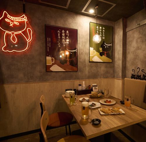 ねこのイラストがいたるところに！かわいい装飾の店内！