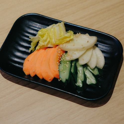 お新香盛り合わせ