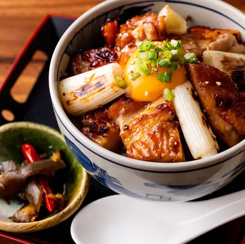 숯불 구이 덮밥