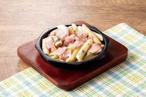 Iron plate penne gorgonzola