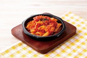 Iron plate penne arrabiata