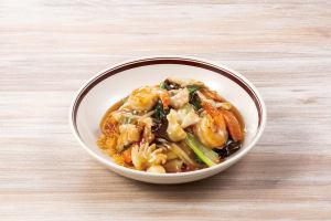 Fried noodles with thickened sauce