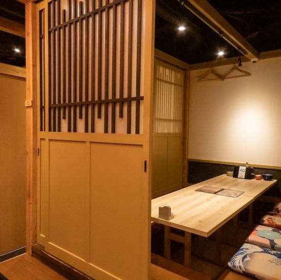 10名様以上の大人数の飲み会にも対応している個室がございます♪