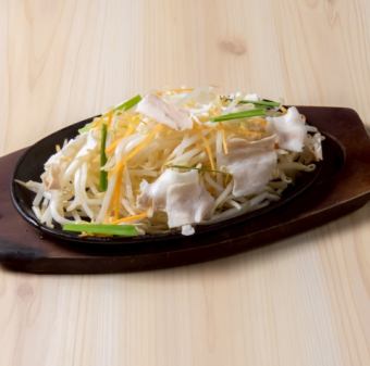 鉄板もやし炒め