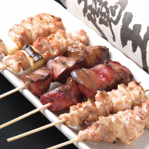 [Yukitori's charcoal-grilled chicken] Various types of yakitori are available!