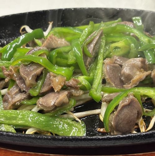 砂ずりピーマン炒め