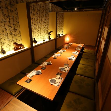 Perfect for drinking parties or company banquets. Relax and unwind in a private sunken kotatsu room.