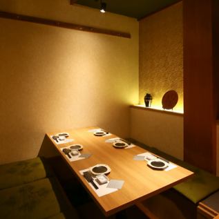 For 2 or more people, we will guide you to a private room with a sunken kotatsu table.Also great for private parties☆