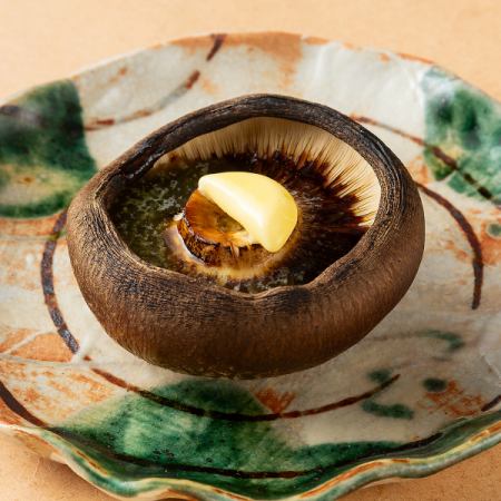 Jumbo Shiitake mushrooms with butter and soy sauce