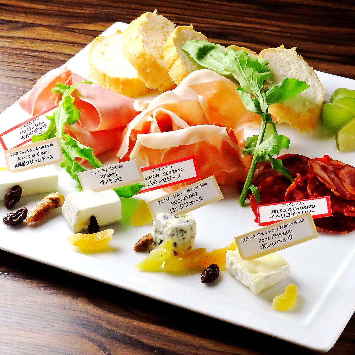 お昼から営業中!ランチや昼飲みにもおすすめです