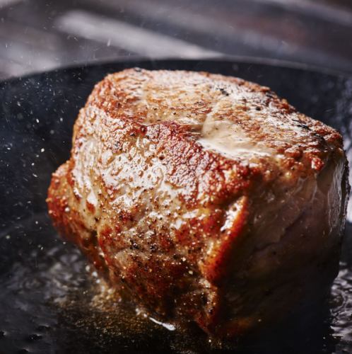 9-course meal featuring Kiwami beef rib roast steak. Optional all-you-can-drink option available for an additional fee!