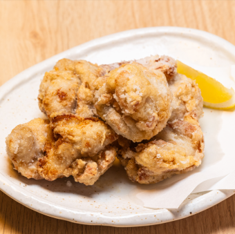 鶏のから揚げ