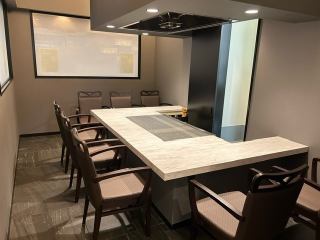 [Private room/Teppan] We have a private room that can accommodate up to 8 people.