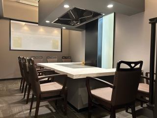 [Private room/Teppan] A special seat where you can enjoy the teppanyaki performance right in front of you.